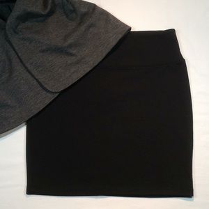 Xhilaration Black Midi Skirt